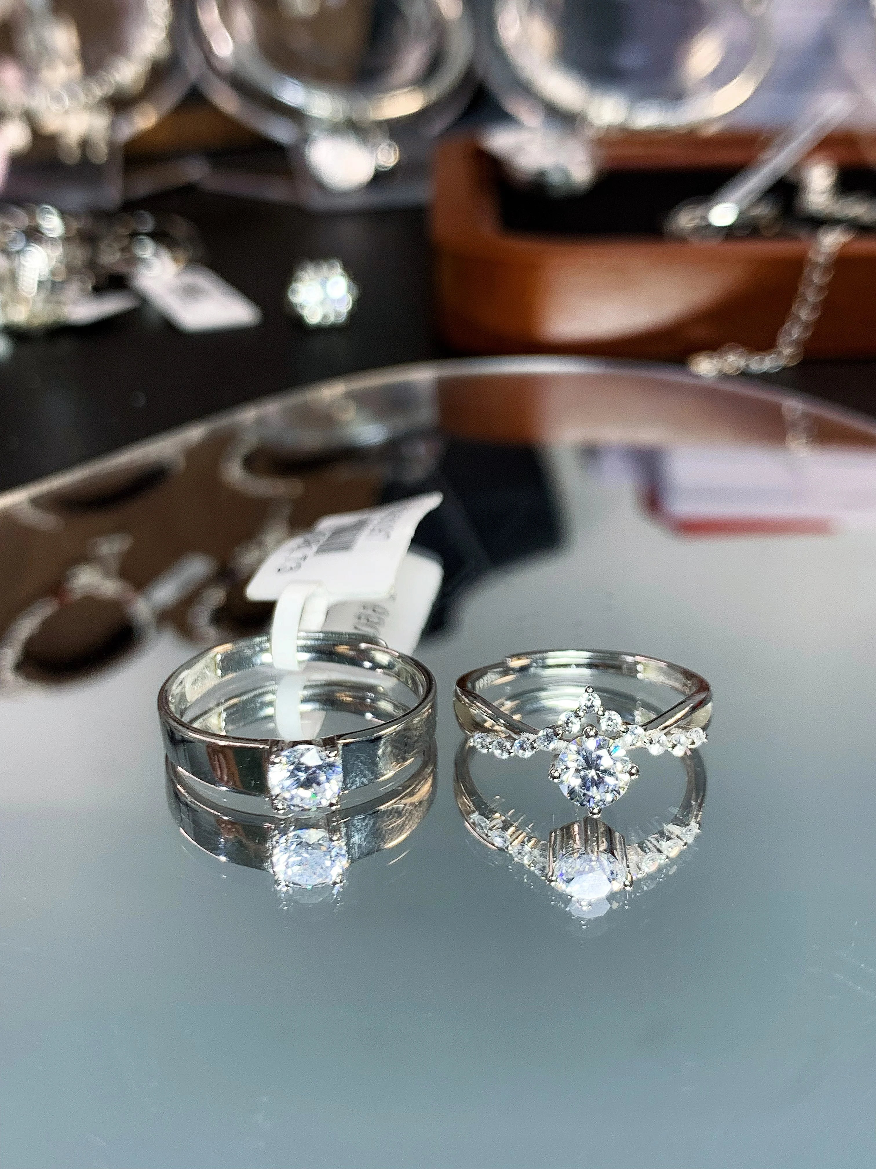 

"Go mall" 925 Sterling Silver Couple Rings with Crystals Unique Design, High-Class Elegance, Perfect for Engagement or Daily Wea