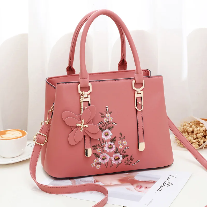 

Ladies bag spring and autumn new flower embroidered handbag mother large capacity fashion shoulder bag