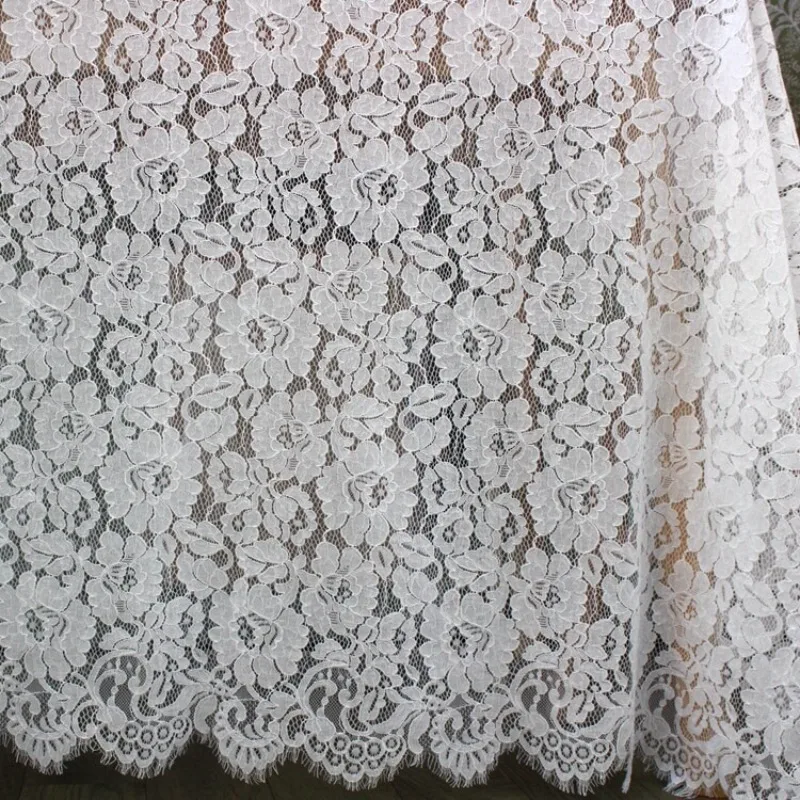 Stickerei-Wimpern-Baumwollstoff Französische Kordelspitze Afrikanische Guipure-Spitze für Party- und Hochzeitskleider Afrikanischer Spitzenstoff – Detail 2