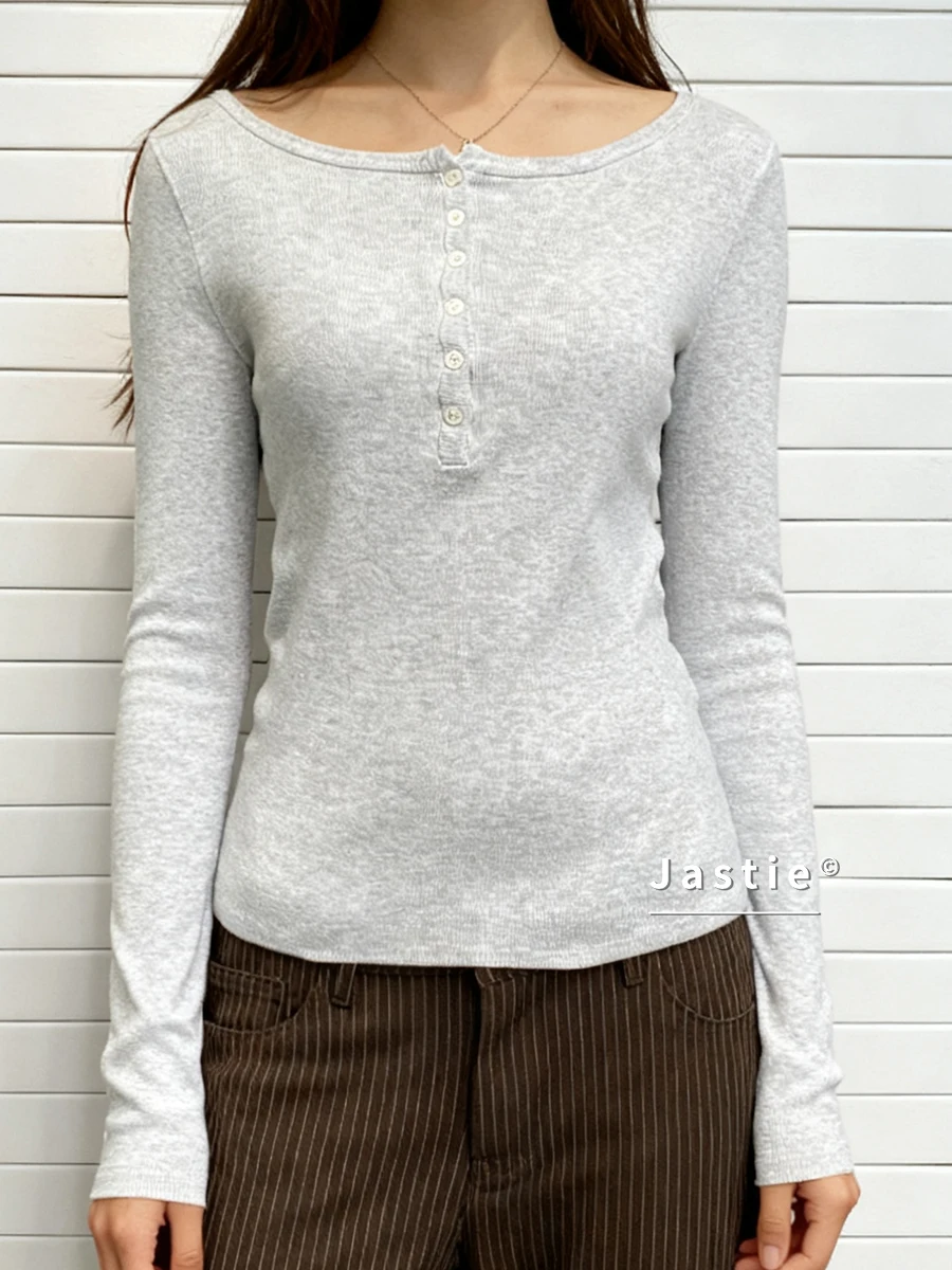 

Basic Long Sleeve Knitted T-shirts Women Autumn Simple Crew Collar Slim Button Cotton Tees Sweet Cute Casual Gray T Shirt Tops