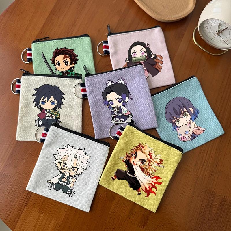

Новый кошелек Demon Slayer для мальчиков и девочек, модный кошелек для карт, кошелек для монет, кошелек с аниме-принтом, портативная дорожная сумка для денег, подарок.