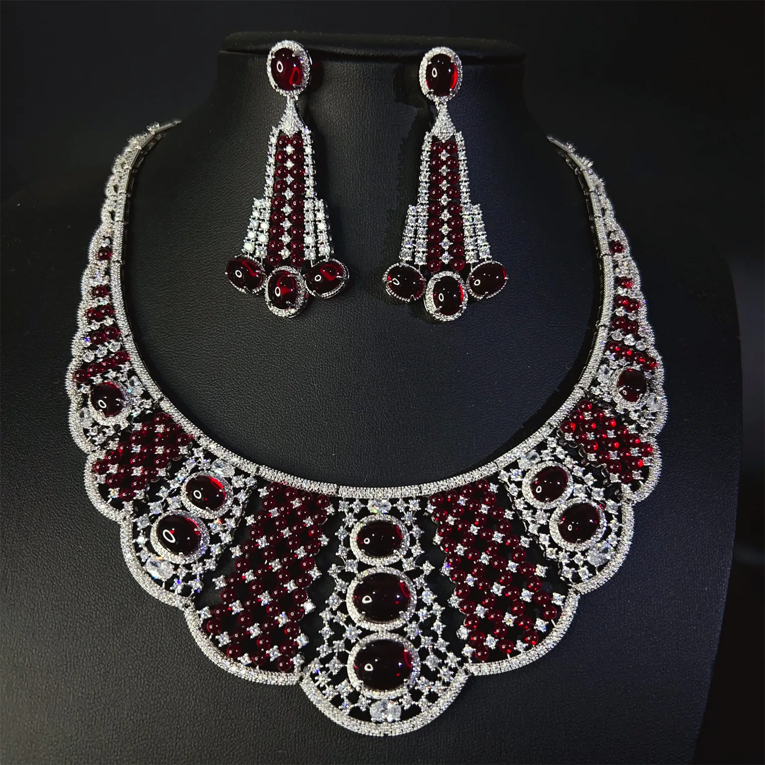 2025 New Dazzling Green Red Agate Whitening Jewelry Set Elegant Women Necklace Earrings Nigeria Wedding Gift Festival M-760