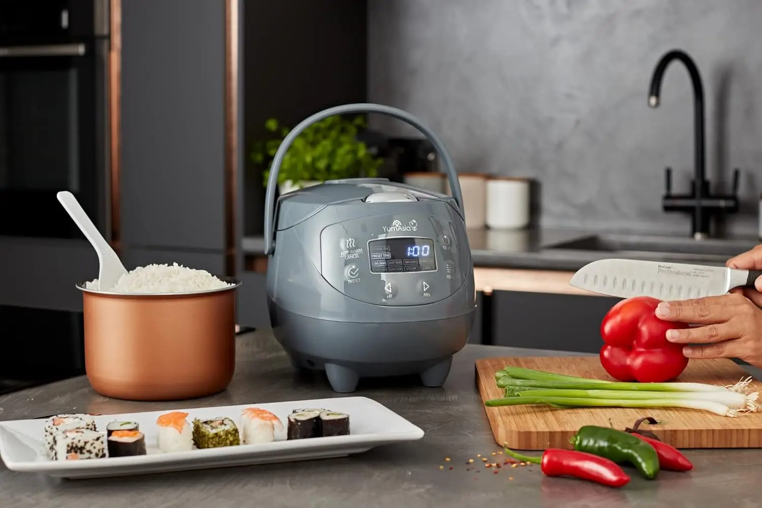 Panda Mini-Reiskocher mit Ninja-Keramikschüssel und Advanced Fuzzy Logic (3,5 Tassen, 0,63 Liter), 4 Multicooker-Funktionen – 120 V