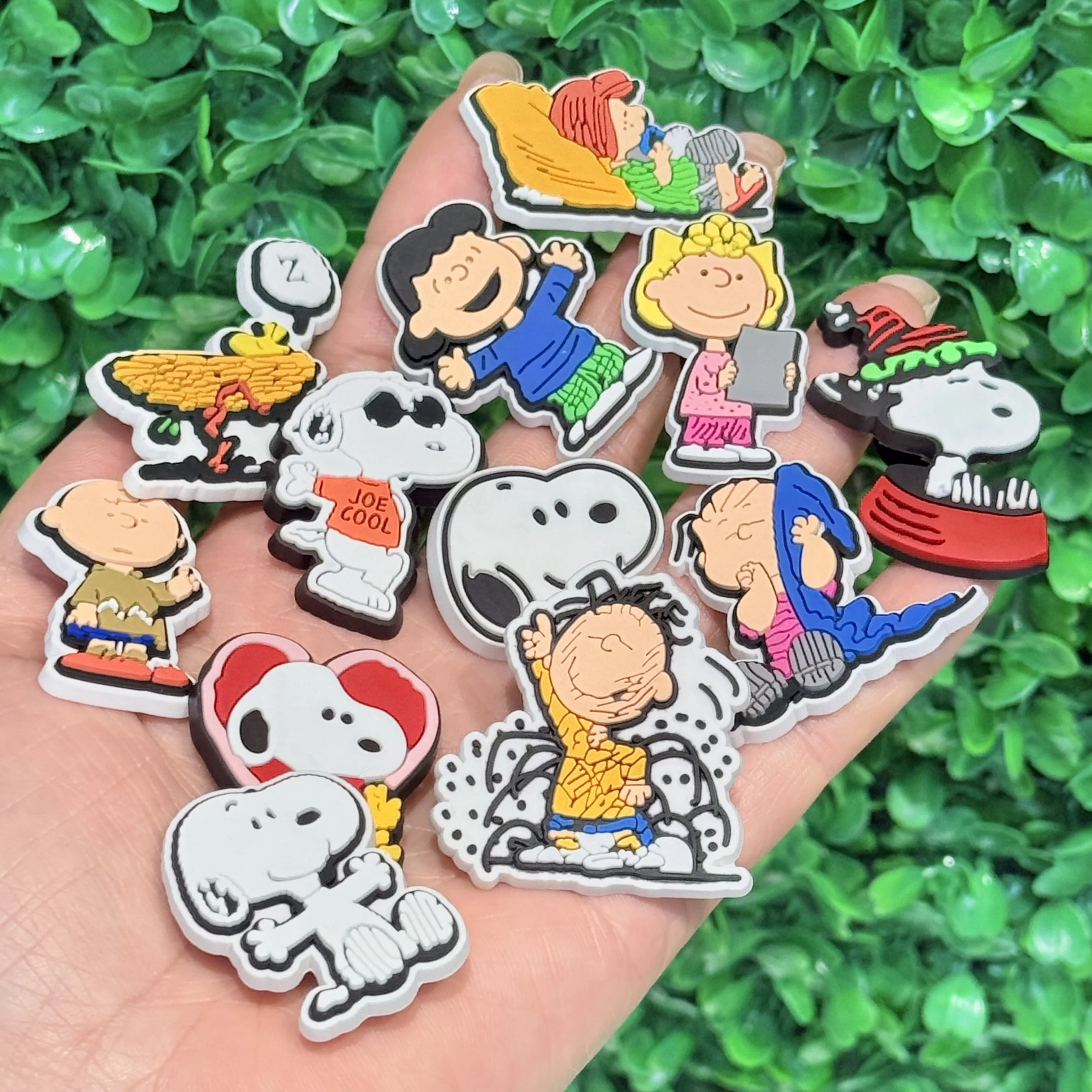 

12-100 шт. Мультяшные фигурки-шармы для обуви из ПВХ, декор для обуви своими руками, аксессуары для сандалий, пряжки для детей и женщин, подарки для вечеринок