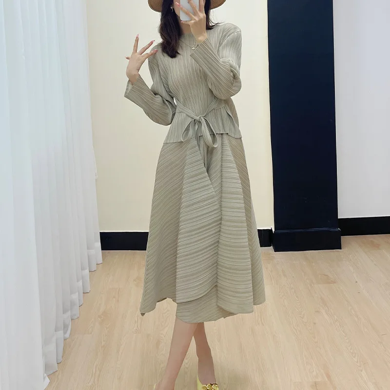 Miyaki Pleated Fashion Casual Suit Women's 2023 Spring New Versatile Top Pants Temperament Two Piece Set Elegant Women Clothing