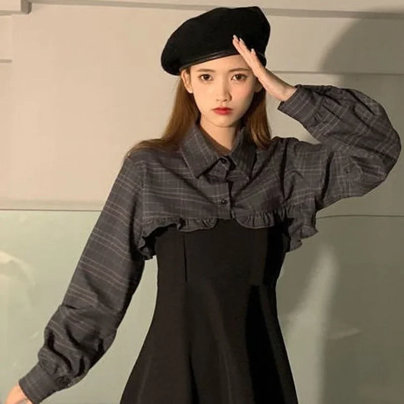 Hikigawa Chic Set due pezzi camicie ritagliate da donna top + vita sottile Sling abiti neri abito coreano Harajuku Femme Roupas 27c308