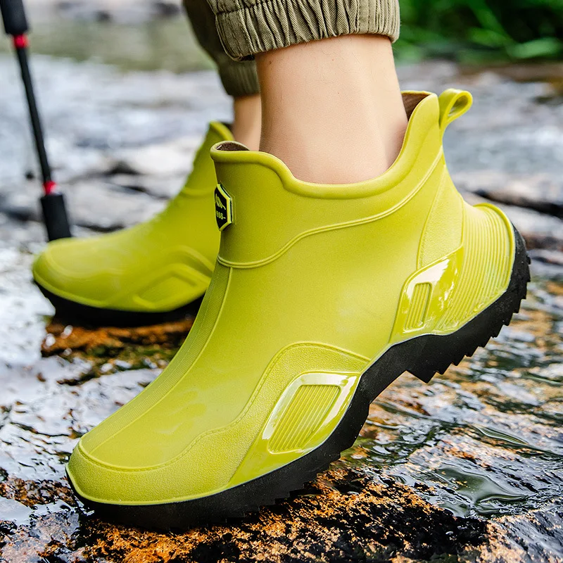 

Unisex Short Tube Rain Boots Anti-Slip Thickened PVC Material Round Toe Ankle High Couples Spring Summer Water Shoes zapatillas