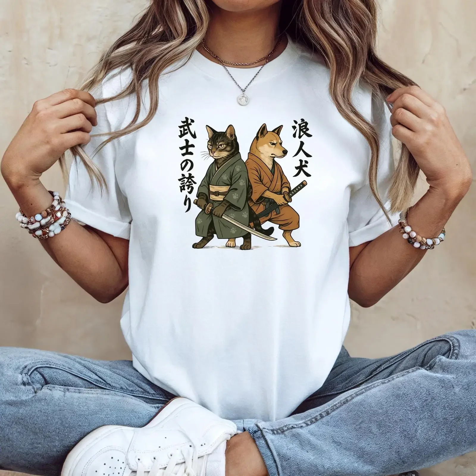 Samurai Cat vs Ronin Dog T Shirt Japanese Ukiyo e Pet Art vintage Washed Comfortable streetwear Top For Everyday Wear Unisex