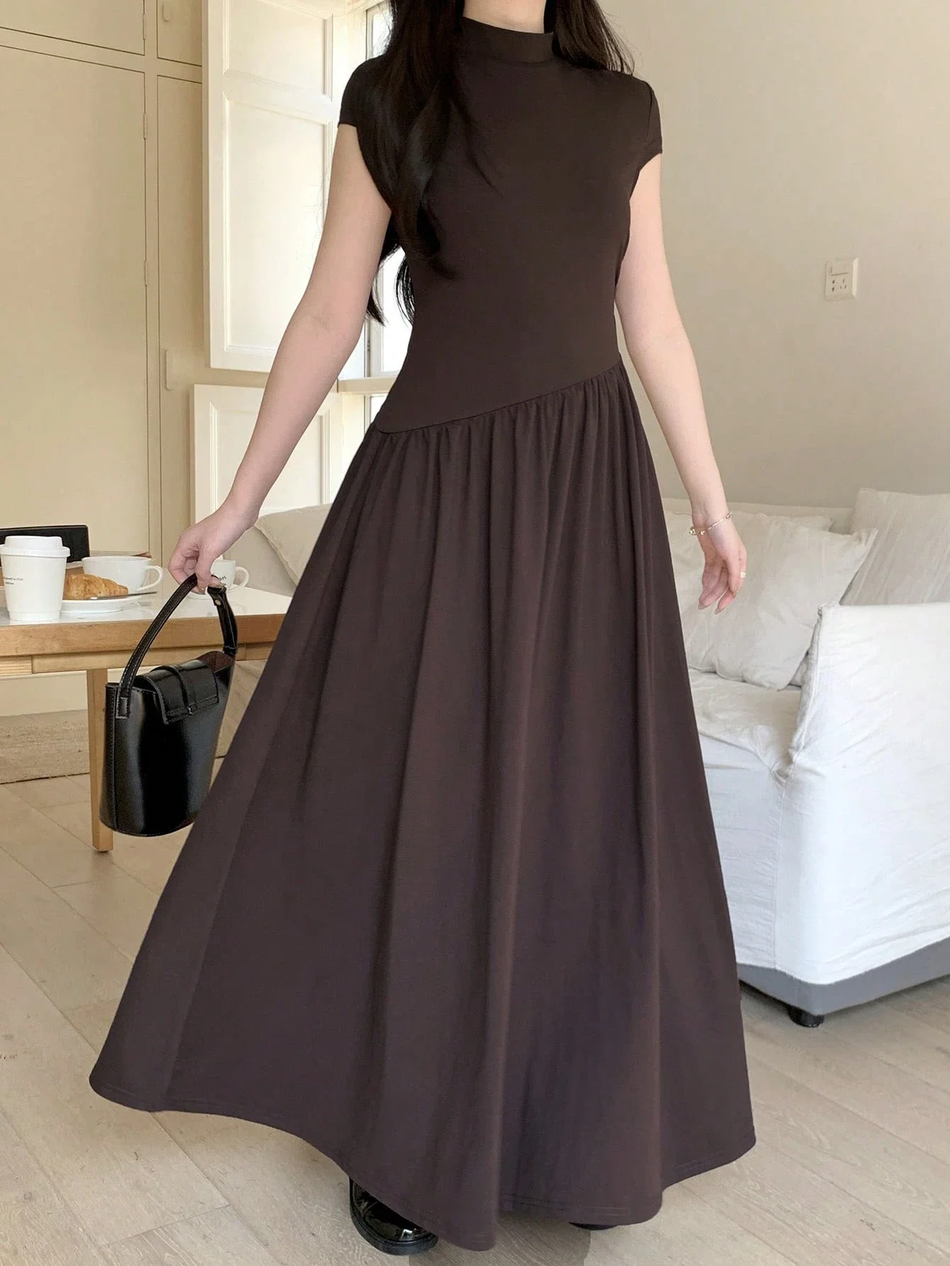 

Коричневое женское повседневное элегантное длинное платье А-силуэта с коротким рукавом и воротником-стойкой