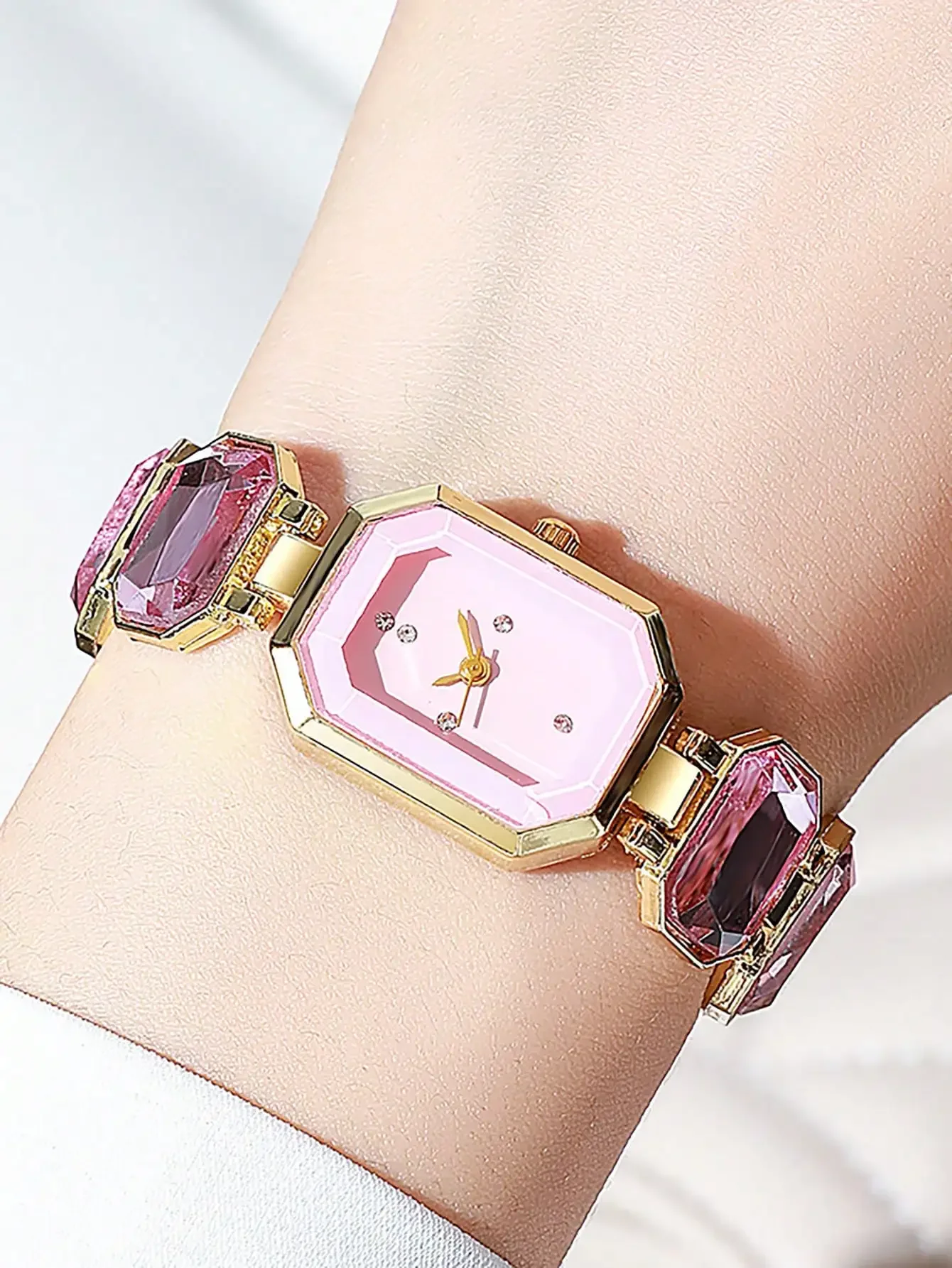 ساعة نسائية مربعة فاخرة مياه الفولاذ المقاوم للصدأ الماس حركة كوارتز موضة سوار ساعة ساعات السيدات الذهب الوردي #1