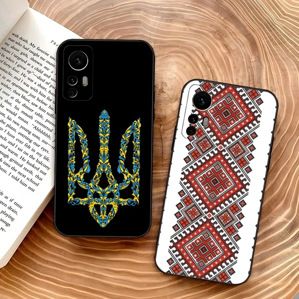 

Ukraine Ornament Pattern Phone Case For Samsung A73,A91,A53,A52,A32,A73,A13,A21,A34,A71,A31,A22,A20,A40 Back Cover