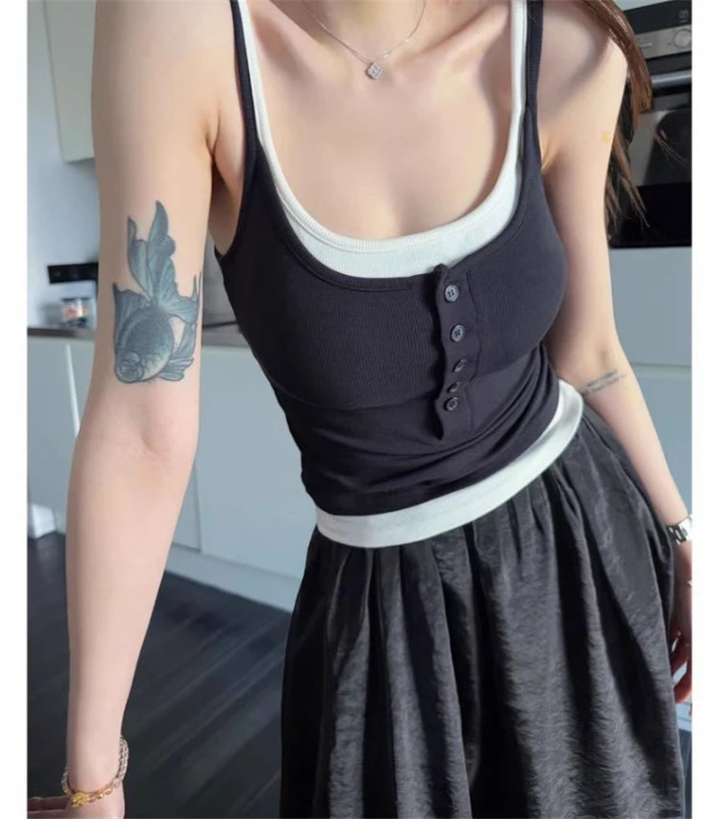 Farbblock-Spleiß-Design Zweiteiliges Damen-Camisole 2026 Sommer Neu Hot Girl Knopf-Tanktop mit Eingebauten Polstern Oberbekleidung Camis – Detail 2