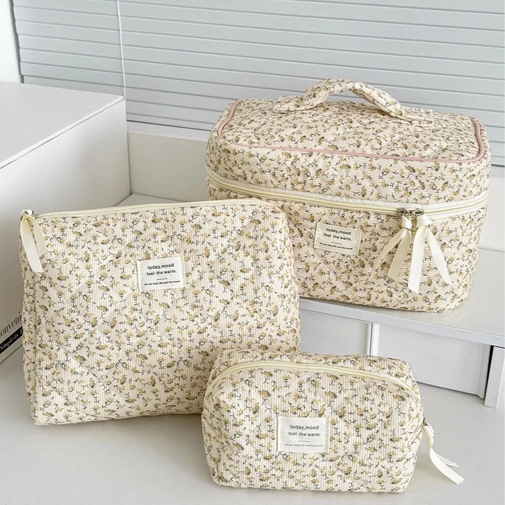 Fashion Ins Heart Women Quilting Makeup Bag Large Capacity Toiletry Cosmetic Storage Pouch Handbag Ladies Zipper Makeup Bag