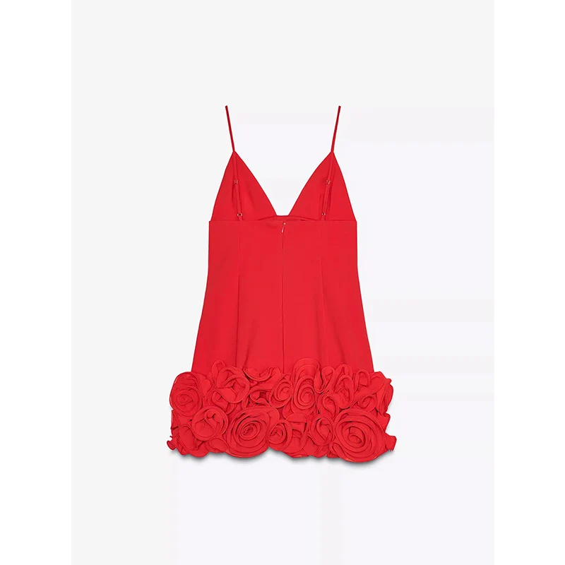 คอลเลคชั่นฤดูร้อนและฤดูใบไม้ผลิ 2025 เสื้อผ้าผู้หญิงแบบใหม่ คอวี แต่งดอกไม้ แต่งระบาย เอวสูง ผ้าโพลีเอสเตอร์ ดีไซน์หวานๆ