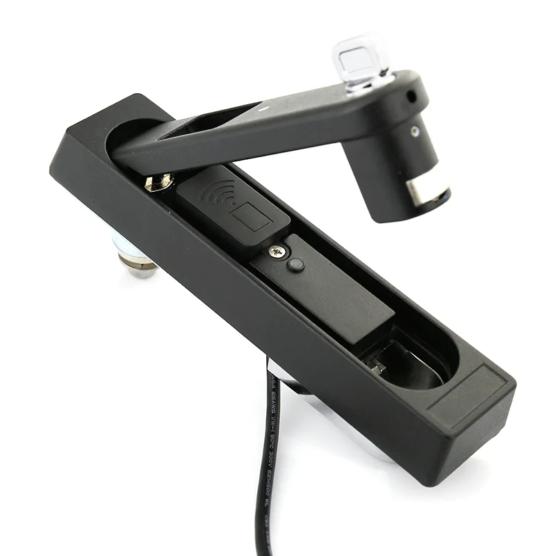 التحكم عن بعد تطبيق الهاتف المحمول يفتح قفل إلكتروني لخزانة الشبكة