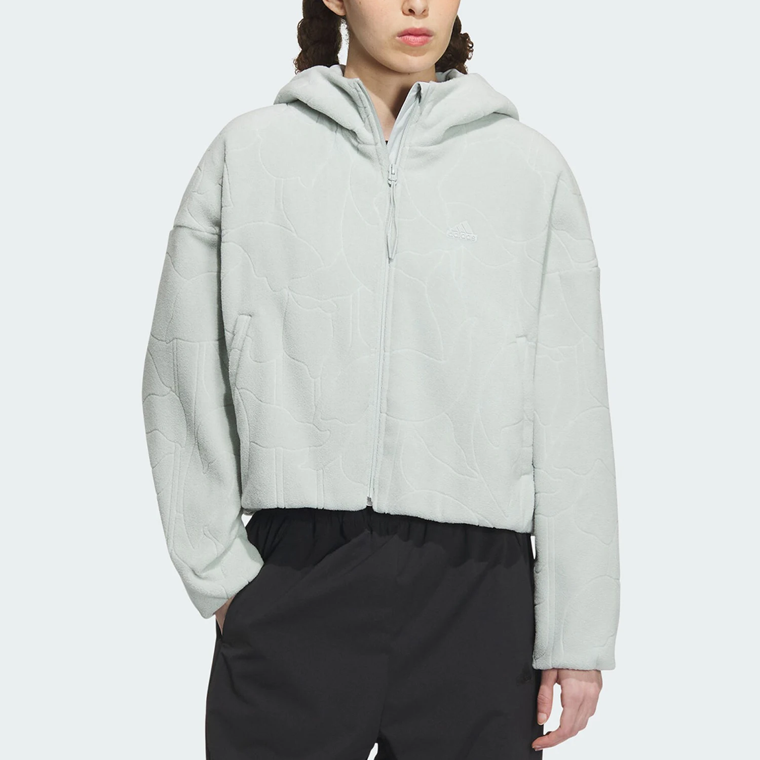 

Официальная аутентичная женская спортивная теплая куртка Adidas с капюшоном из искусственной овчины IP7050
