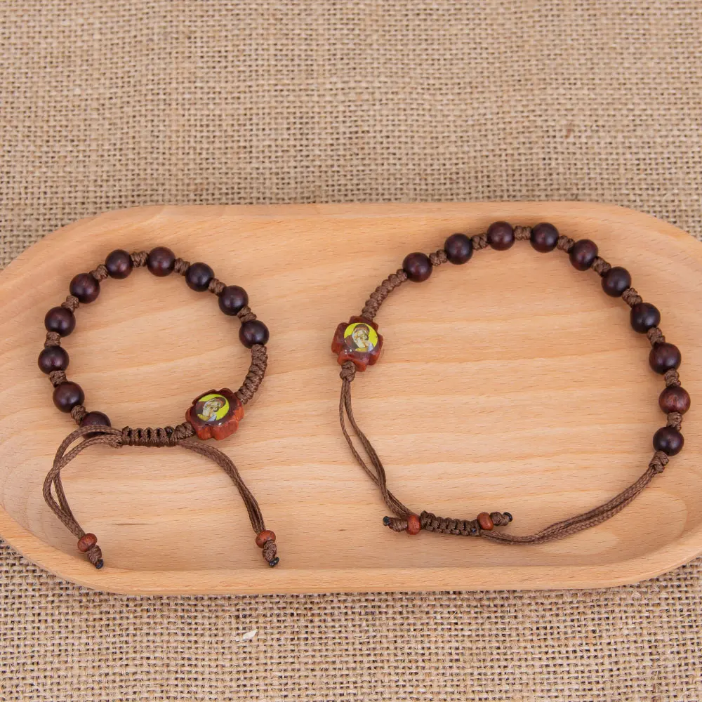 HTISOK Wooden Rosary Bracelet with Jesus & Mary Medals Handcrafted Catholic Prayer Jewelry for Faith Devotion Religion Gift