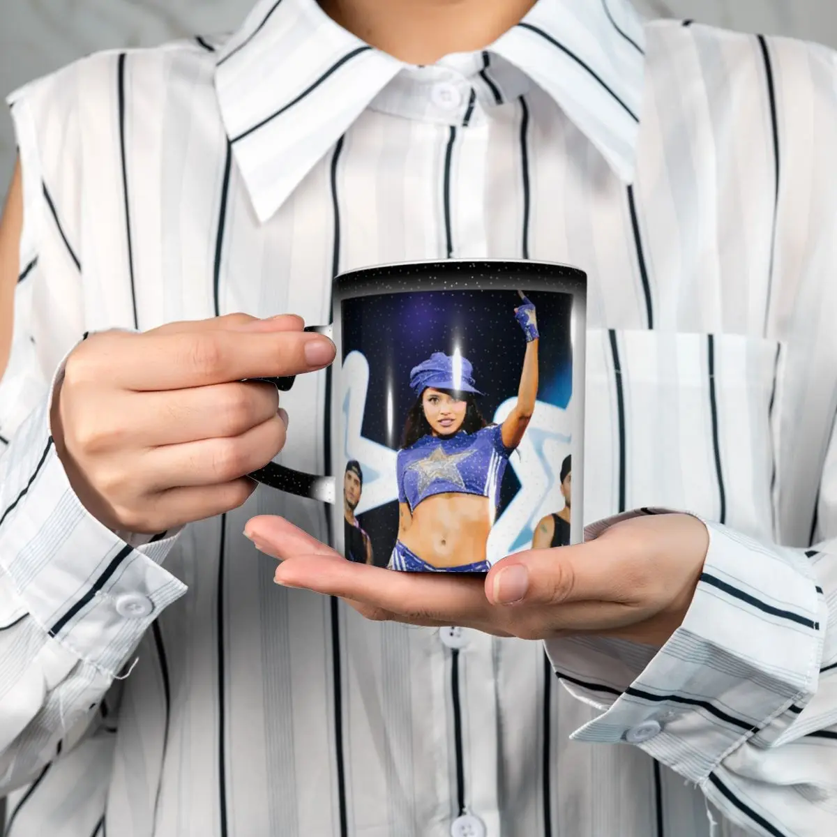 

Singer Emilia Mernes Cover Emilia Mp3 кружка забавные керамические кофейные чашки чайные кружки чашка для молока посуда для напитков подарок для друзей