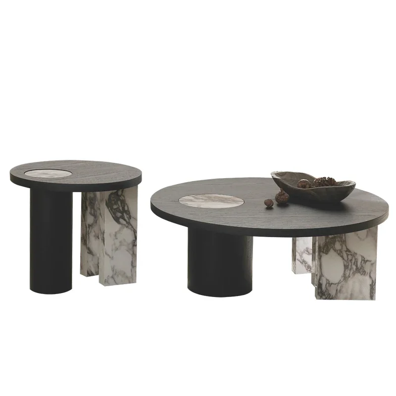 شقة صغيرة لغرفة المعيشة، فندق إيطالي بسيط، حجم راقي، بلاطة صخرية بولغاري باللون الأسود