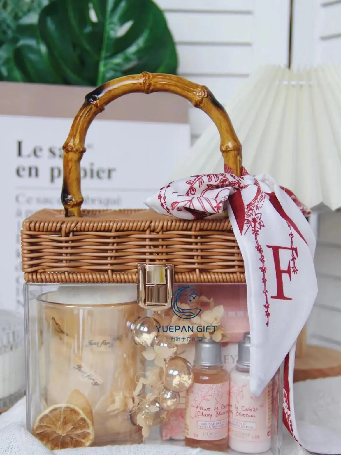 caja-de-regalo-transparente-de-acrilico-con-nudo-de-bambu-para-recuerdos-de-boda-regalos-para-mujeres-bodas-al-aire-libre