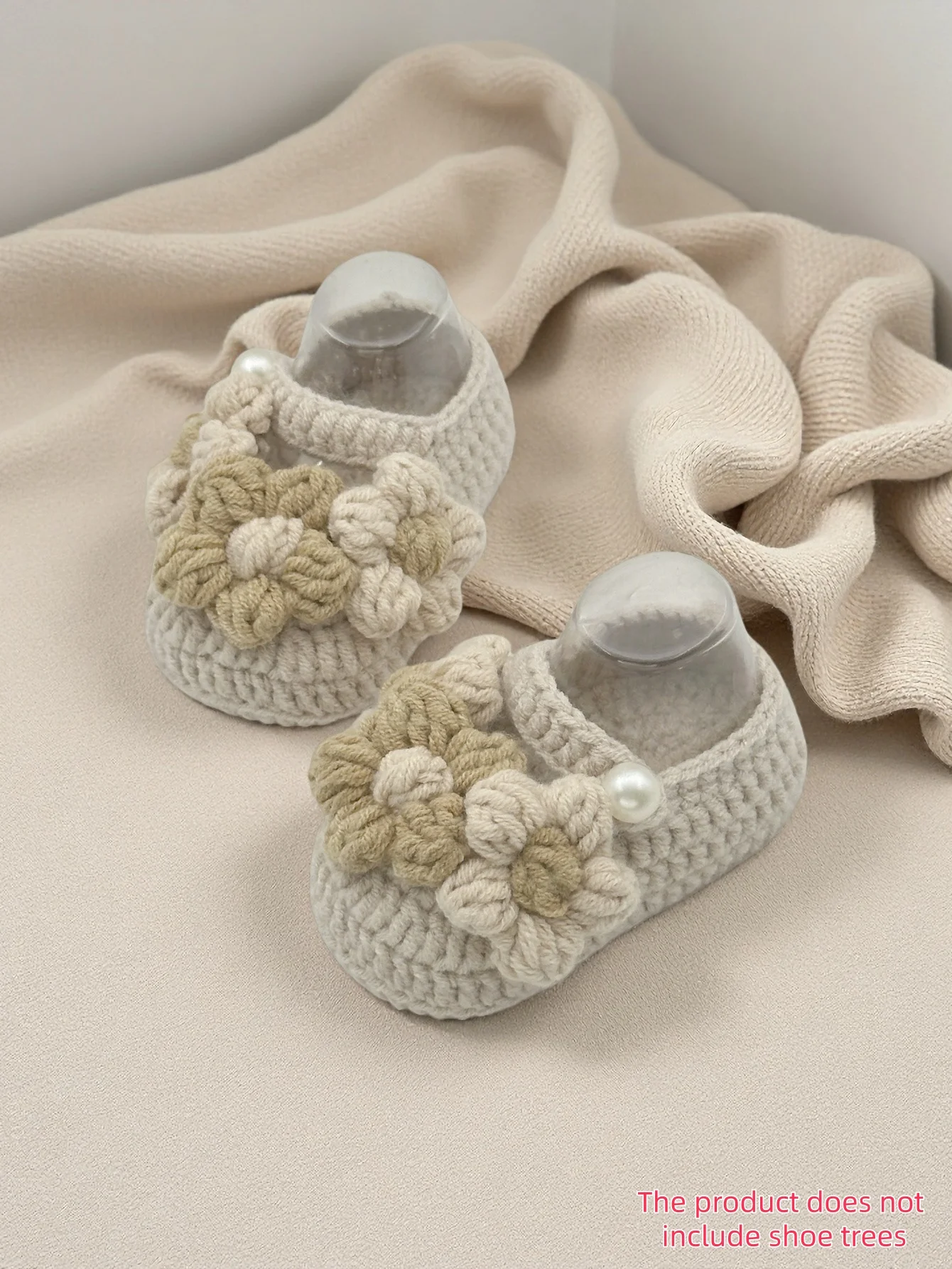 

1 Pair Handmade Crochet Baby Booties with Daisy Flowers and Pearl Accents, Beige Soft Knit Newborn Shoes