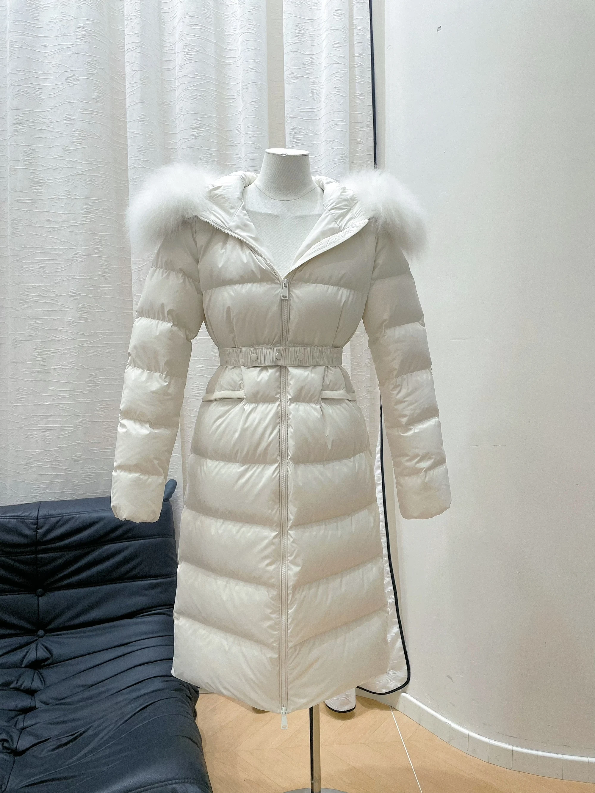 

Белый длинный женский пуховик с зауженной талией, теплый, в корейском стиле, на молнии, длинное пальто из пуха