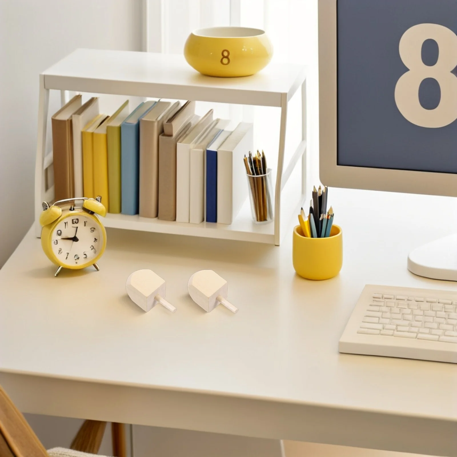 

20Pcs Small Wooden Gyro Tops 4.40x2cm Unfinished Dreidels DIY Craft Activity Hanukkah Spinning Game Kids Holiday Ornament