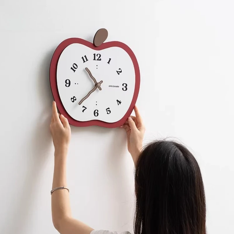 Nordic Creative Apple Wall Clock Modern Minimalist Living Room Wall Clock Cartoon Fashion Home Decoration Reloj De Pared FYWC