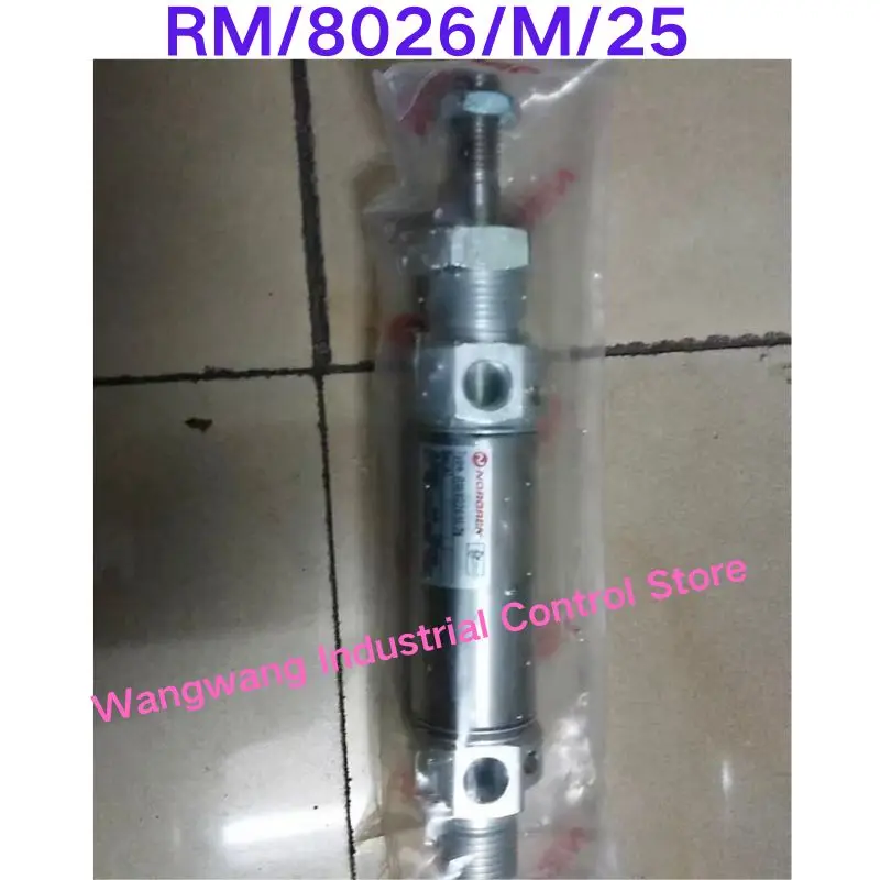 Brand-new  Cylindrical cylinder RM/8026/M/25