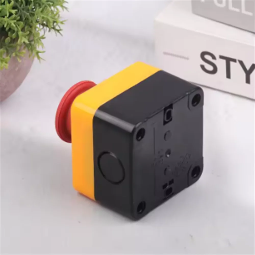 XAL-J174 Elevator Emergency Stop Control Switch Button Box - Safety Control Equipment for Elevator Emergency Stop