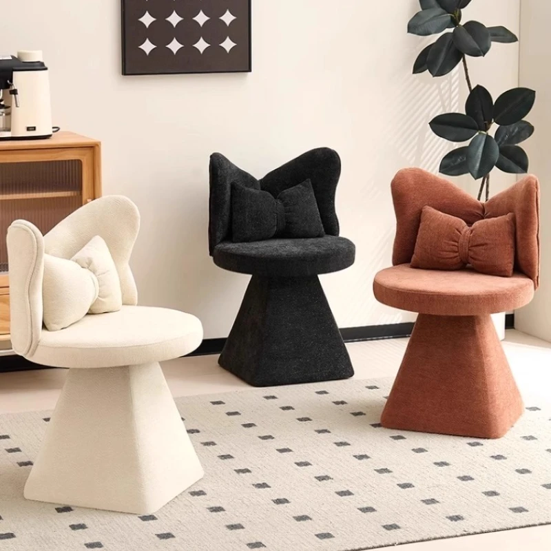 Sgabello per trucco moderno e leggero di lusso Sedie per trucco girevoli Sedia per trucco Mobili per camera da letto di casa Accessori per vanità Sgabelli