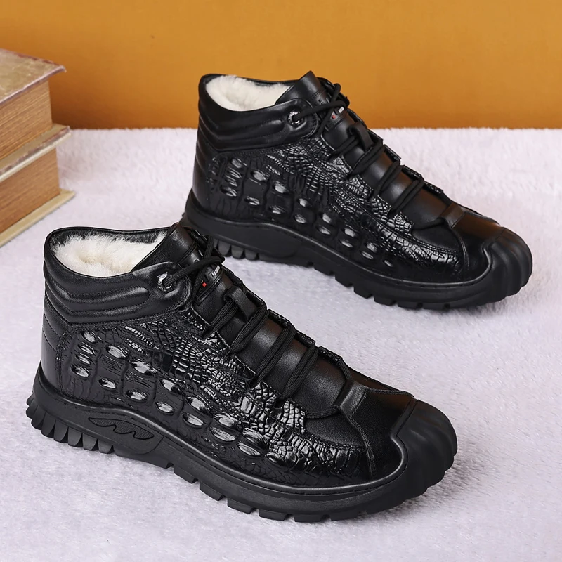 Winter Plush Warm Men Boots lace up Leather Mens Snow Boots Waterproof Non-slip Ankle Boots Outdoor Hiking cotton Shoes men