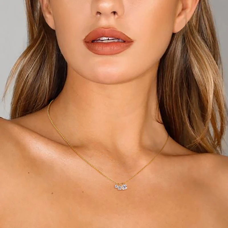 

Ehhai All Round Cut Moissanite Square Charm Pendant Necklace Chain for Women 925 Sterling Silver Fine Jewelry Wedding Party Gift