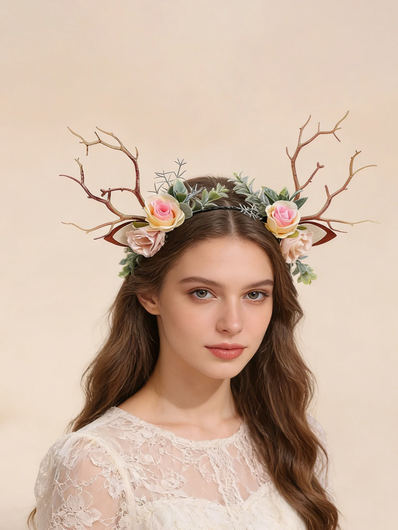 Haarband mit synthetischen Geweihblumen im Wald-Stil, Feenhaarband mit Baumspitzen, Cosplay-Kopfbedeckung für Weihnachten und Halloween, Foto- und Videodrehszenen – Detail 1
