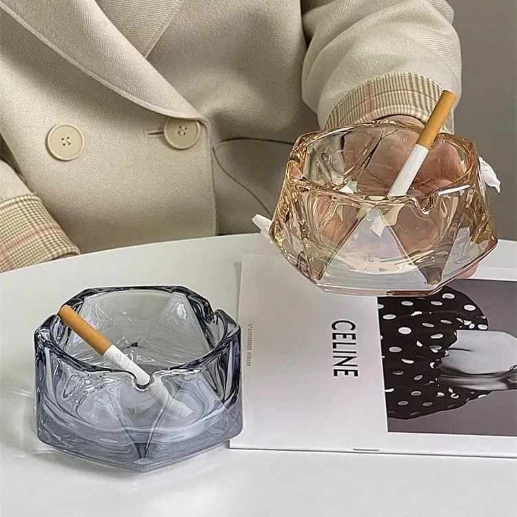 

Glass ashtray for home use, Instagram with high aesthetic value, light luxury living room, office, crystal high-end Ashtray