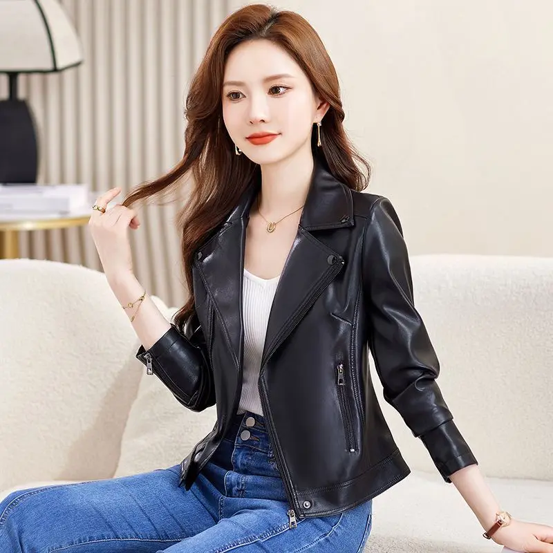 New Women Moto Jacket Spring Autumn 2025 Cool Trendy Slim Short Zipper Sheepskin Leather Coat Split Leather Biker Jacket