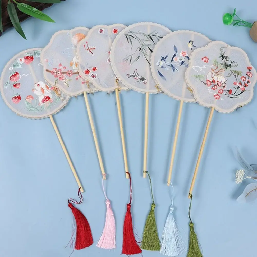 Home Decor Classical Round Fan Vintage Embroidered Silk Fan Semi-transparent With Tassel Hand Fan Wedding