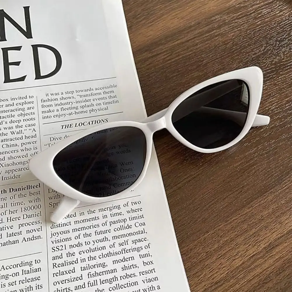 Retro Fashion Small Frame Cat Eye Shape Sunglasses Colorful UV400 Shades Sun Protection Sun Glasses for Women