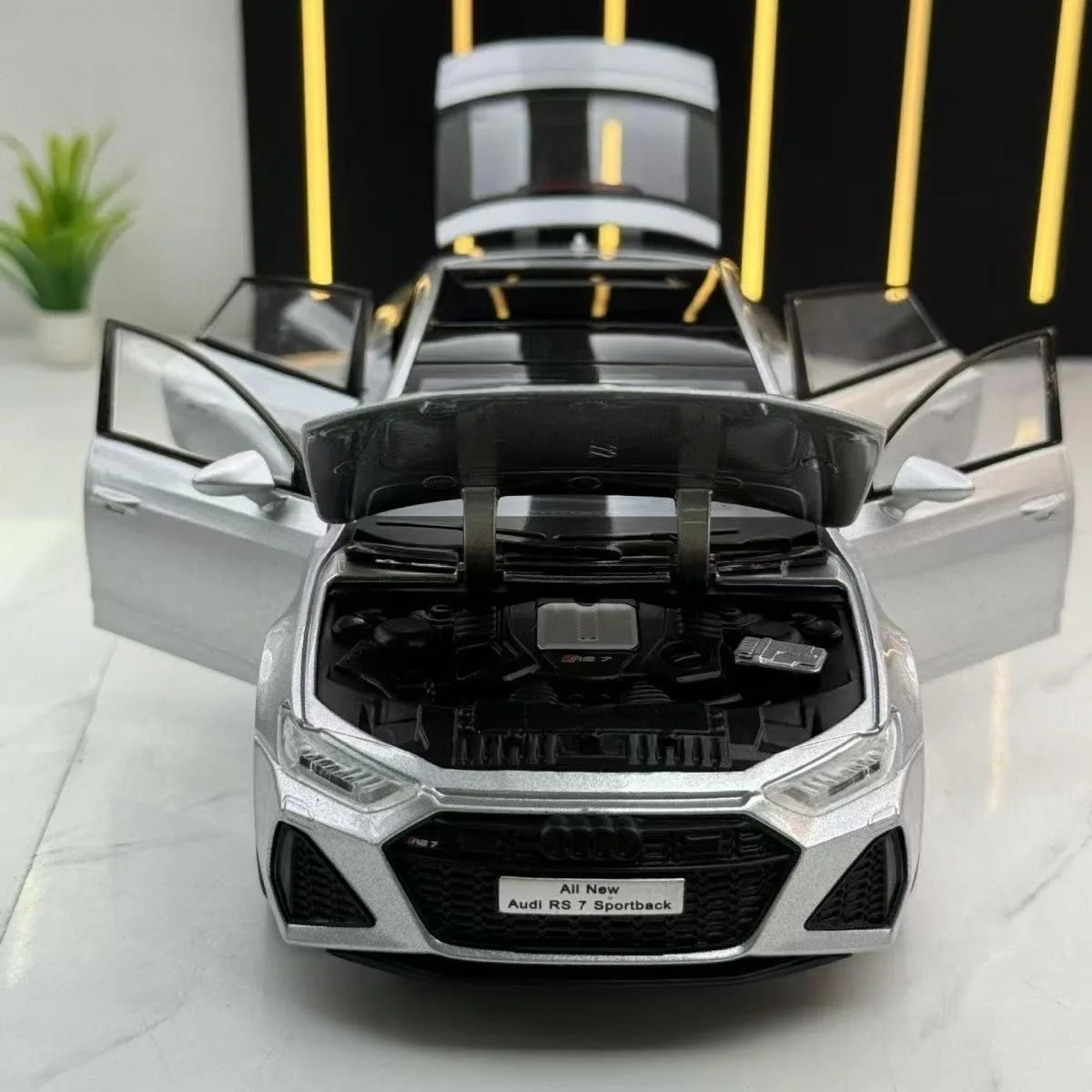 1:24 Audit RS7 coche en miniatura de aleación simulación sonido y luz tirar hacia atrás coche de juguete colección de juguetes regalo de decoración