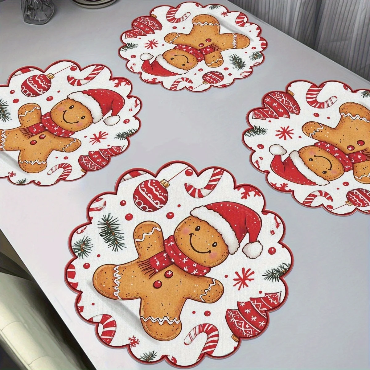 VIKAMA 4-teilige Weihnachts-Lebkuchenmann-Tischsets mit gewelltem Rand, Weihnachts-Tischdekoration und Zubehör für Familien-Esstische