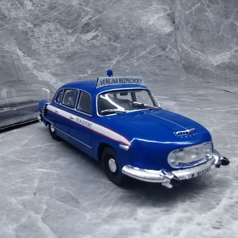 1:43 Tatra 603 Alloy Luxury Old Car Model Simulation Diecasts Metal Classic Police Retro Car Vehicles Model Collection Kids Gift
