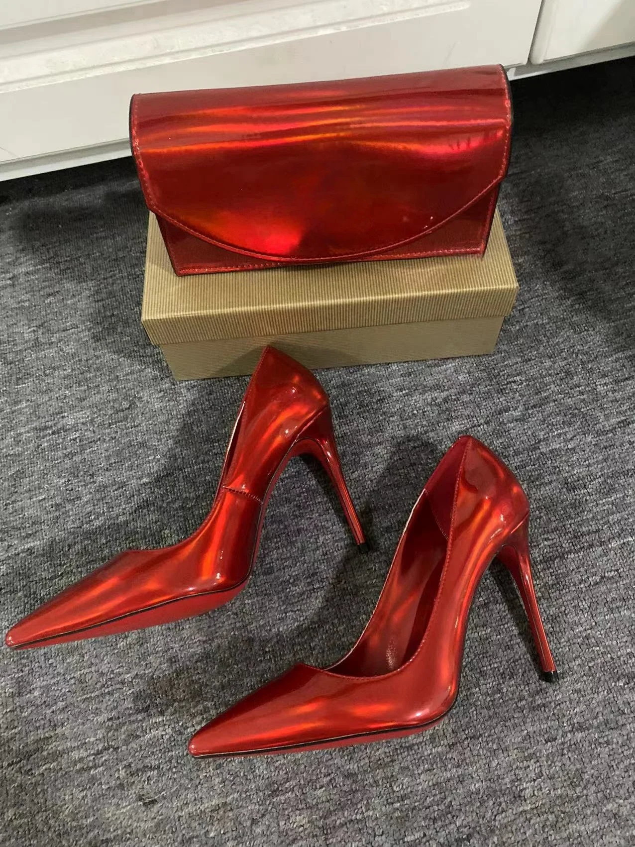 

Spring 2025 New Women's Red High Heels Elegant Sexy Comfortable Wedding Banquet Dress Single Shoes Matching The Same Color Bag