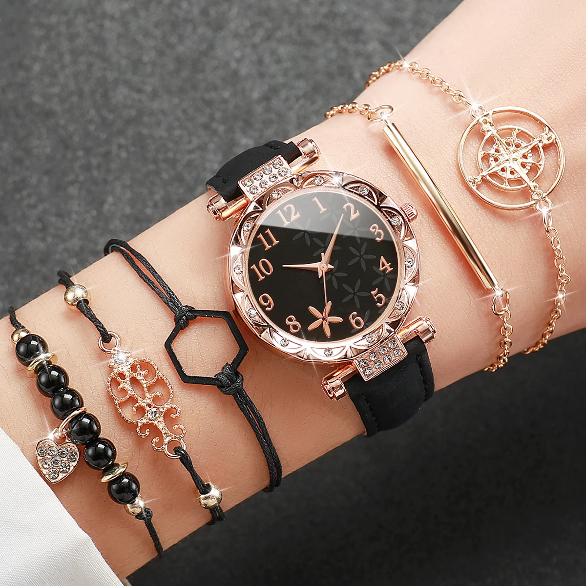 6PCS/Set Fashion Rhinestone Flowers Women Watch Leather Band Quartz Watches Bracelets Set（Without Box）