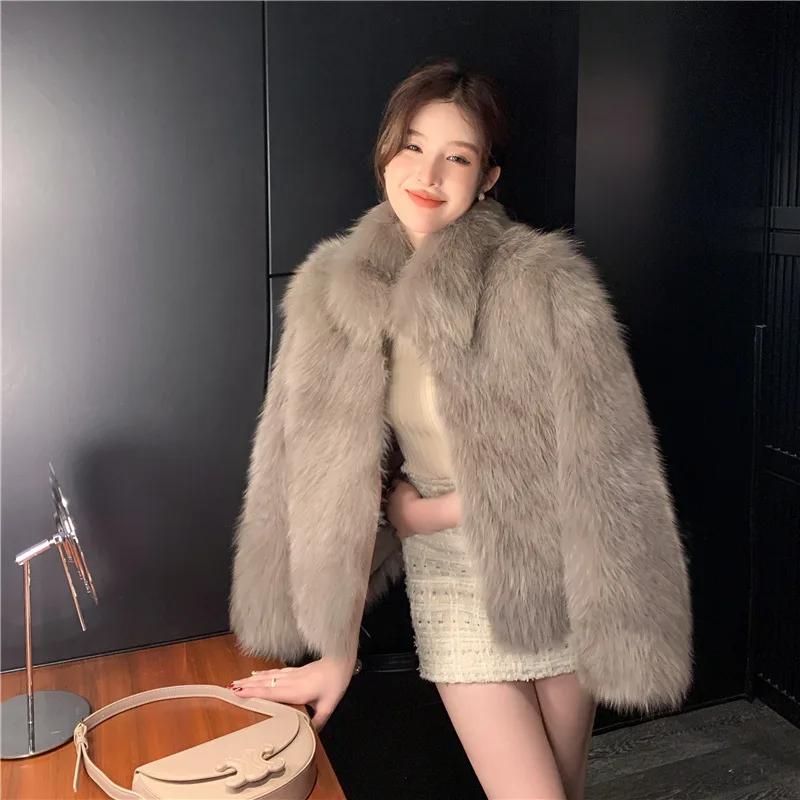 New Women's Imitation Fox Fur Jacket Autumn Winter Fashion Fur Integrated Coat Short Stand-up Collar Female Thickened Fur Coat