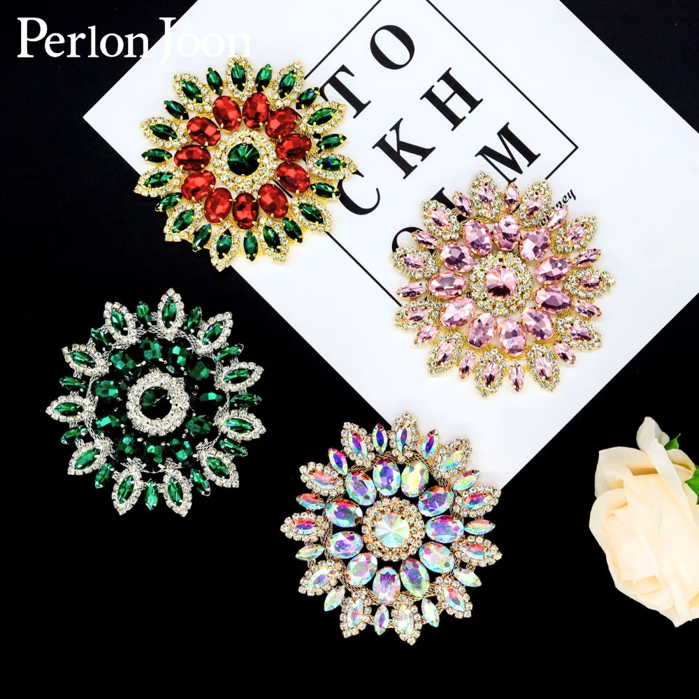 Rhinestone Inlaid Sunflower Decorative AB Coloured Diamond Horse Eye Five Flowers Jewelry Burnout Accessories Clothing XZ003