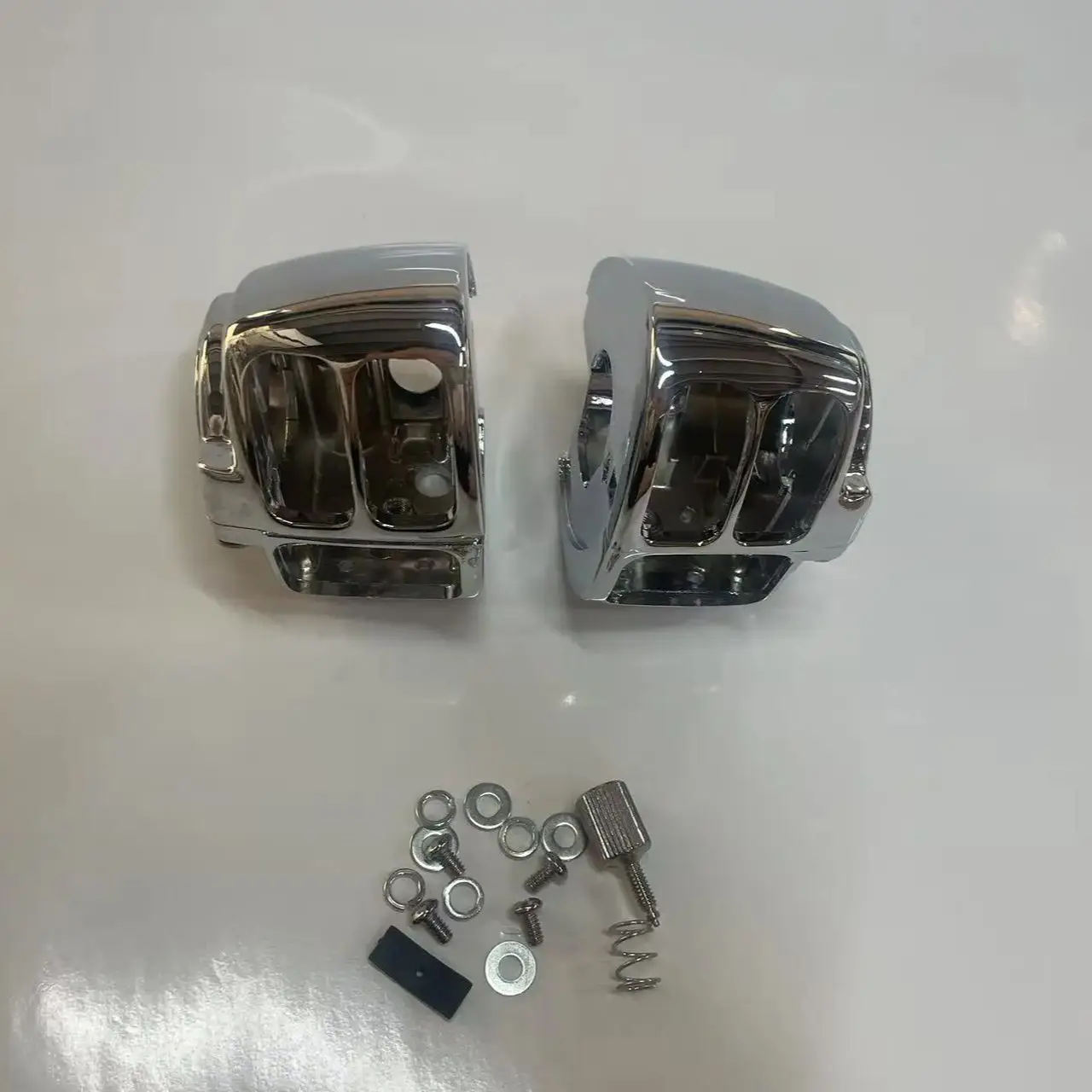 

Motorcycle Parts Switch Housing Cover Kit For Harley 2009+ DYNA SPORTSTERS SOFTAIL V-ROD TOURING MODELS