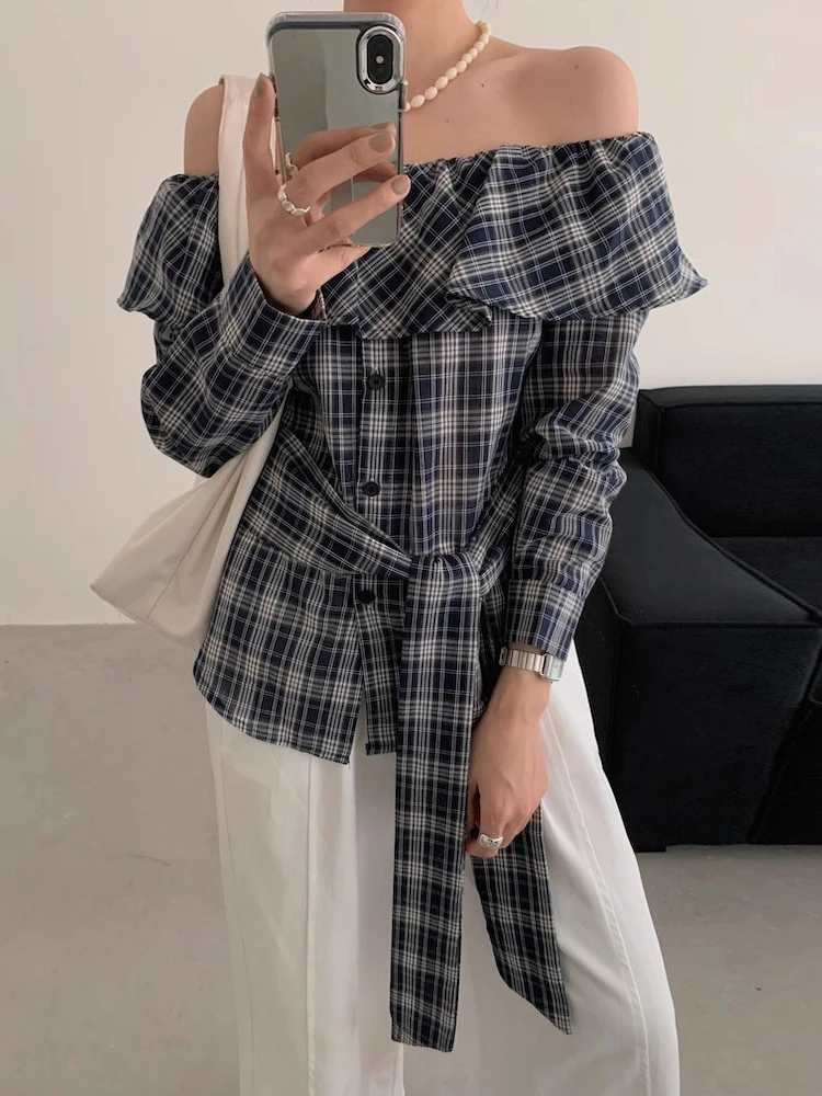 قميص نسائي كاروهات بتصميم عتيق أنيق بأكمام طويلة وحزام خصر، بتصميم كوري عصري يبرز الرشاقة بكتف واحد وربطة خصر، مناسب للربيع و...