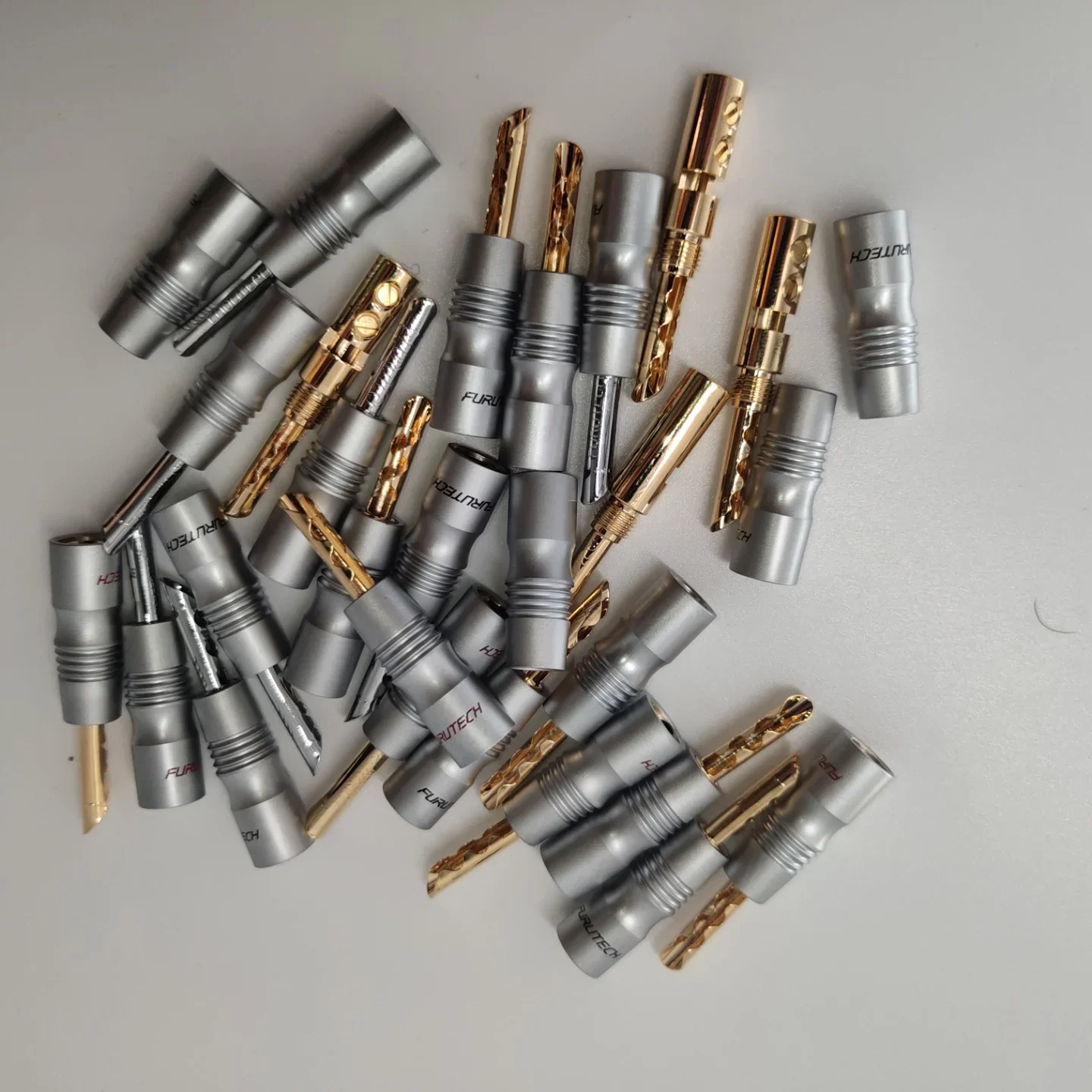 4 Stück FURU-KA GS-200b vergoldeter lötfreier Bananenstecker, 5-mm-Stecker, keine Lötschraube, Bananenklemmen-Stecker – Detail 8