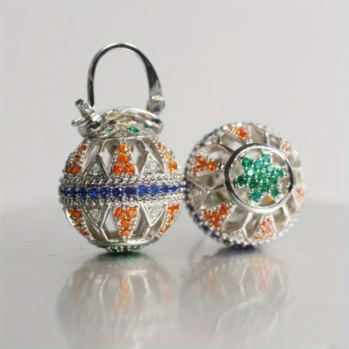 A Pair Of Colorful Zircon Ball Earrings, High-End Fashion And Simple, Suitable For Girls To Wear At Banquets, Weddings And Parti