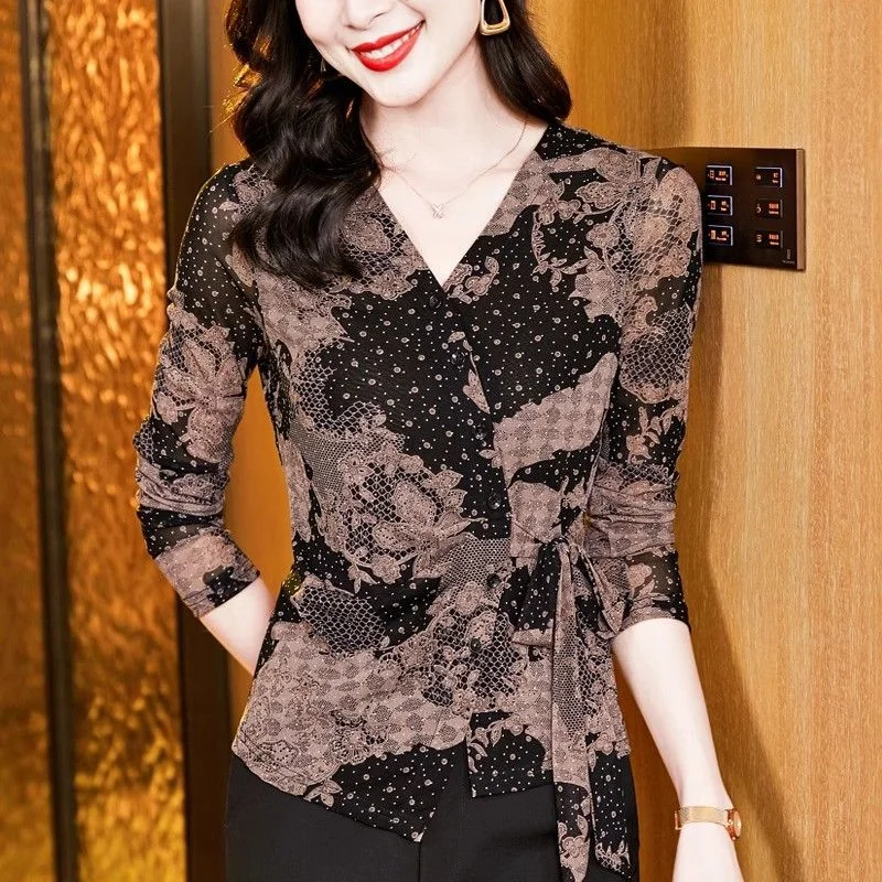 

High-end Mesh Long-sleeved Bottoming Women's Inner Wear 2025 New Autumn Slimming V-neck Printed Top